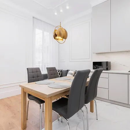 Vanilla Latte - 1BR with Balcony&AC - Kazimierz